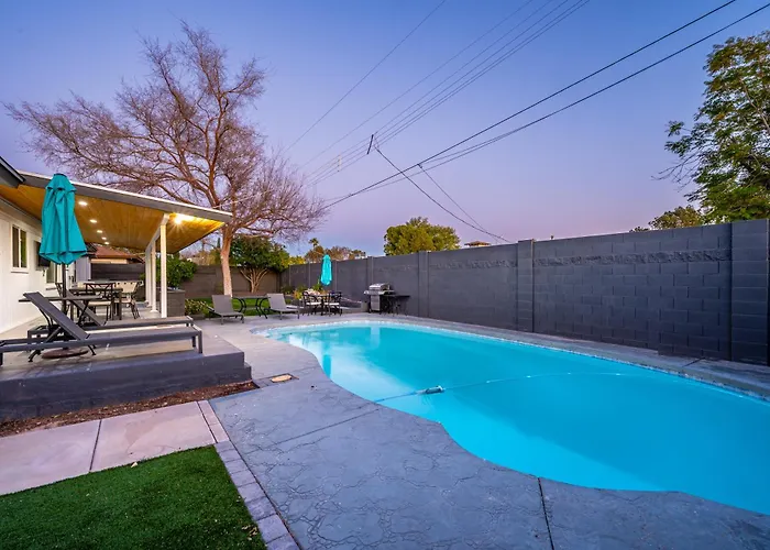 Cambridge By Porter Modern Wheated Pool Near El Dorado Park In Holiday home Scottsdale