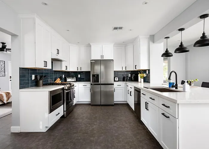 Cambridge By Porter Modern Wheated Pool Near El Dorado Park In Holiday home Scottsdale